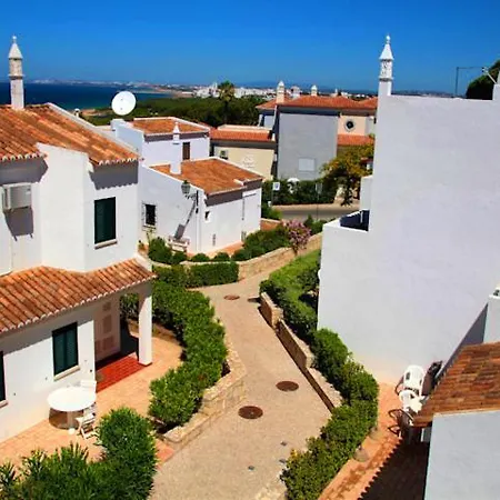 Sleeps 6 T607918 Villa *